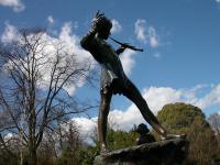 A photo of the Peter Pan statue in Hyde Park