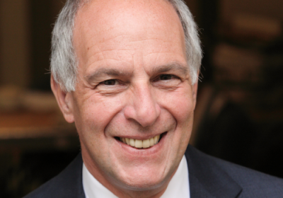 Loyd Grossman headshot