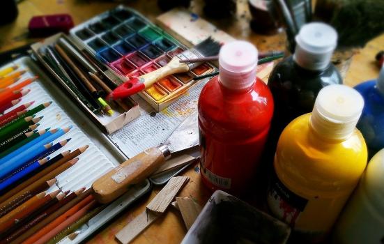 A picture of painting materials