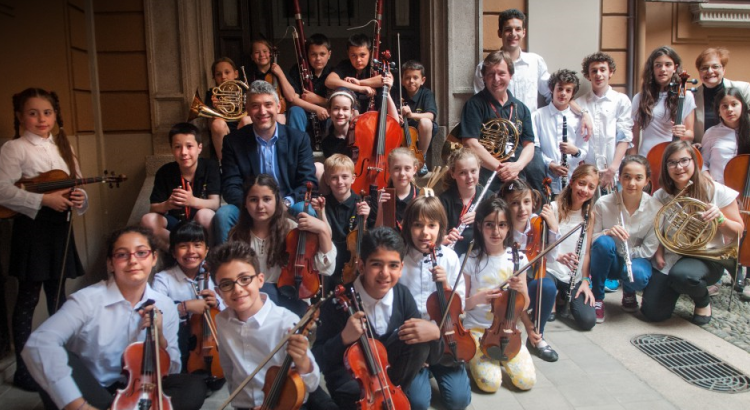 Image of children's orchestra