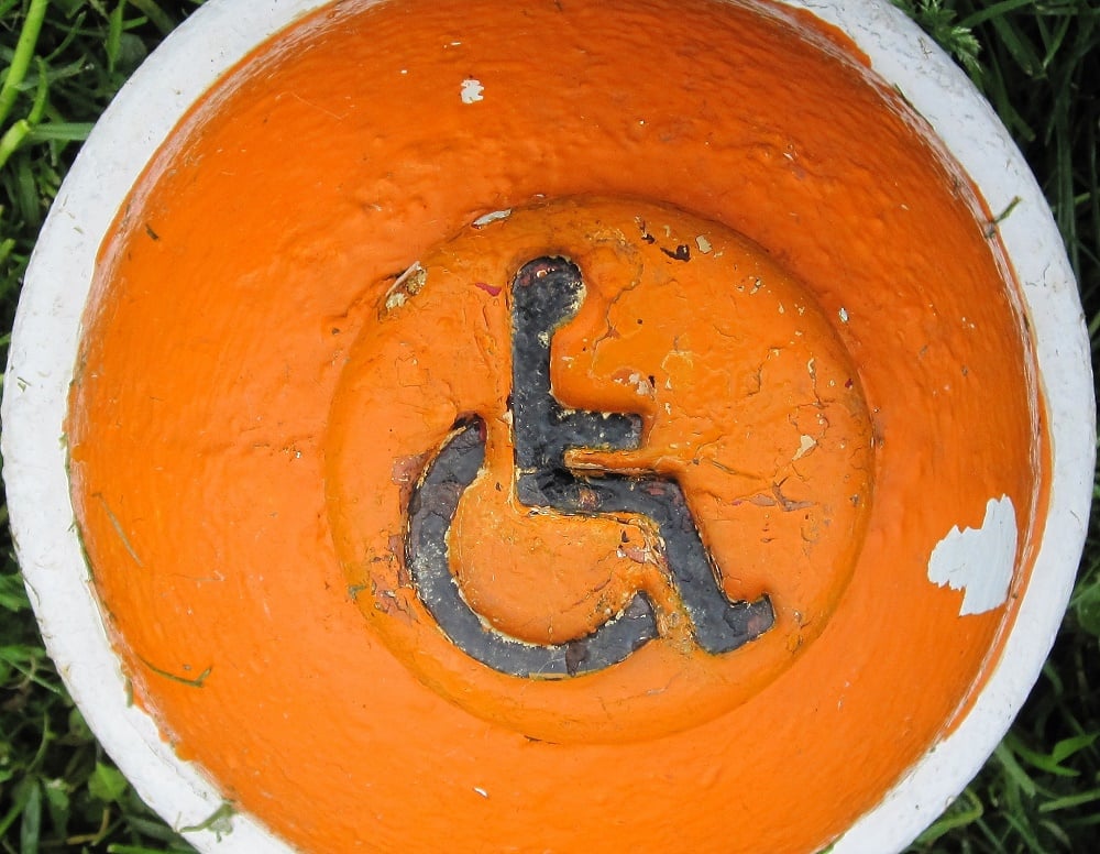 Photo of disabled sign in paint tub