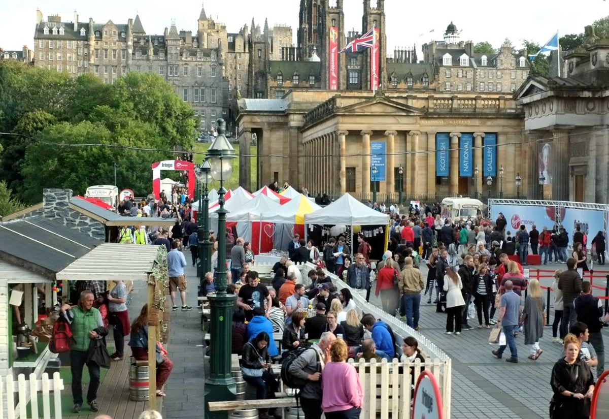 Outside the Royal Academy and National Gallery during Fringe