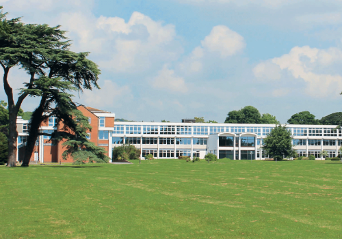 Worthing College to close performing arts department